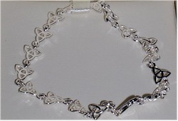 Silver Trinity Knot Irish Celtic Bracelet Silver Trinity Knot Irish Celtic Bracelet
