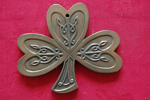 Celtic Shamrock Irish Bronze Celtic Shamrock Irish Bronze
(Handcrafted Bronze Plaque)