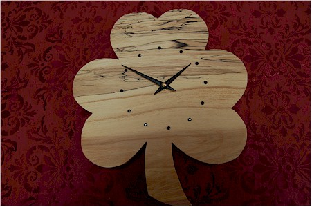 Beech Tree Irish Shamrock Clock Beech Tree Irish Shamrock Clock
(by Paul McEvoy)