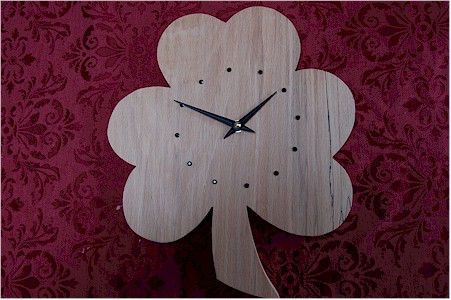 Irish Beech Wood Shamrock Clock Irish Beech Wood Shamrock Clock
(by Paul McEvoy)