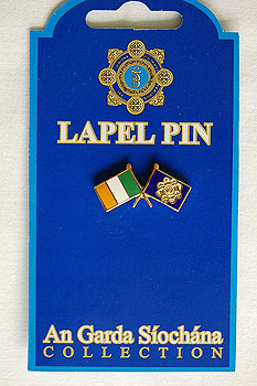 Irish American Police Crossed Flag Irish American Police Crossed Flag
(Lapel Pin)