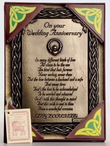 Bronze Wedding Anniversary Bronze Wedding Anniversary
(Irish Gift)
