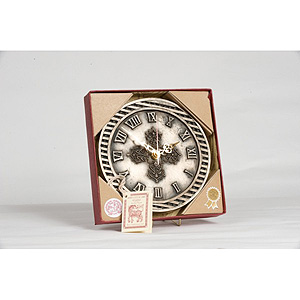 Traditional Garden Clock Traditional Garden Clock
(Made from Bronze)