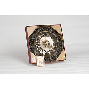 Celtic Irish Shamrock Bronze Clock Celtic Irish Shamrock Bronze Clock
(Great Irish Gift !!)