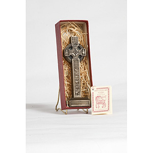 Heritage Standing Celtic Cross Heritage Standing Celtic Cross
(Bronze Handmade)