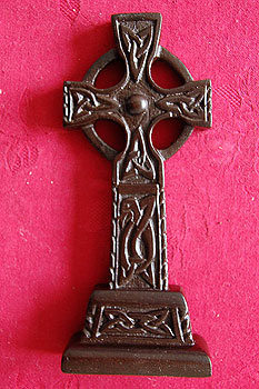 Turf Irish Celtic Cross 6" Turf Irish Celtic Cross 6"
(Handcrafted in Ireland)