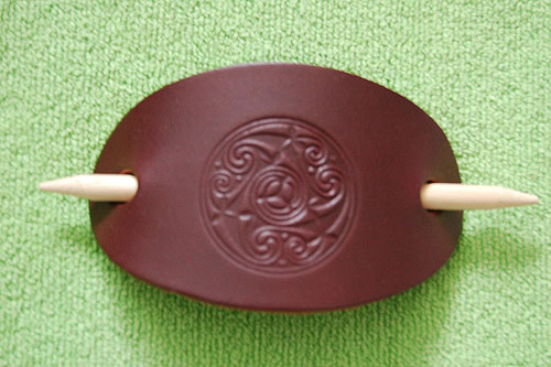 Celtic Motif Irish Leather Celtic Motif Irish Leather
(Hair Clip)