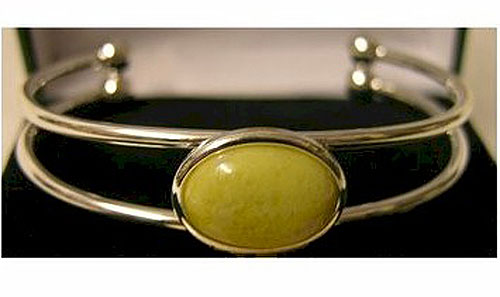 Green Connemara Marble Bangle Green Connemara Marble Bangle
(Silver Plated Bands)