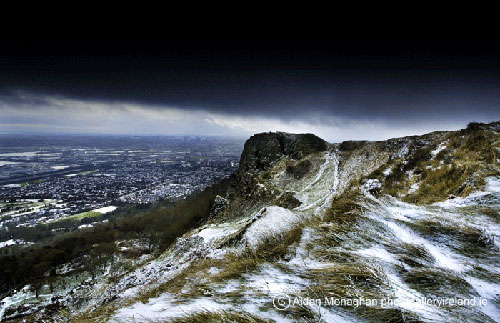 Snowstorm at Cavehill Snowstorm at Cavehill
(Snowstorm at Cavehill)