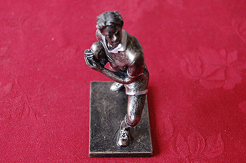 Rugby Union Player Figure Polyresin 4.5" tall Rugby Union Player Figure Polyresin 4.5" tall
(Polyresin)