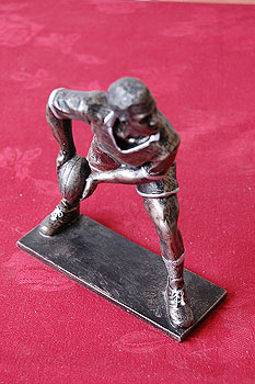 Rugby Union Player Figure 8" Rugby Union Player Figure 8"
(Polyresin)