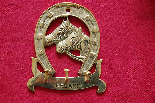 Horses Head Brass Key Rack Horses Head Brass Key Rack
(Handcrafted)