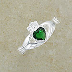 Emerald CA Silver Irish Claddagh Ring
(sterling silver)
