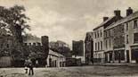 Macroom - Cork - Square & Castle
(circa 1910)