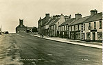 Down - Castlewellan - Main St
(old b/w Irish photo)