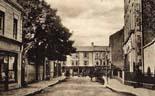 Tuam - Galway - Dublin Rd
(circa 1910)