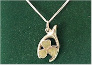 Wishbone Shamrock Connemara Marble Pendant
(Sterling Silver)