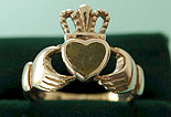 Ladies Connemara Marble Claddagh Ring
(Sterling Silver)