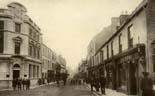 Sligo Town - Knox St
(Great old B/W photo)