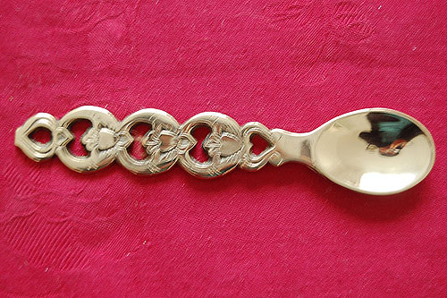 Claddagh Irish Brass Love Spoon Claddagh Irish Brass Love Spoon
(Handcrafted)