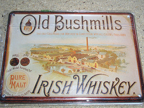 Old Bushmills Irish Whiskey Old Bushmills Irish Whiskey
(Metal Advert Mini Sign)