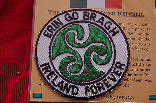 Erin Go Bragh Irish Embroidered Badge Patch Erin Go Bragh Irish Embroidered Badge Patch
(Iron or Sew On)