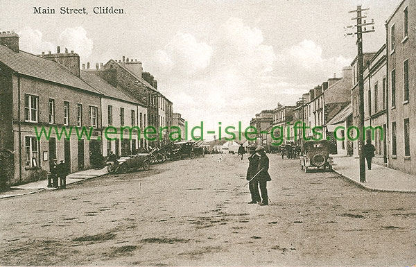 Galway - Clifden - b/w Main Street