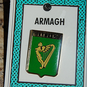 Armagh Pin Lapel Clip Badge - Coat of Arms Armagh Pin Lapel Clip Badge - Coat of Arms
(Where are you from ?)
