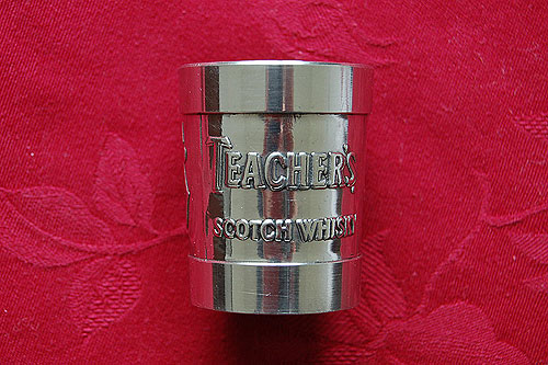Teachers Scottish Whisky Measure Teachers Scottish Whisky Measure
(by Mullingar Pewter)