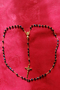 Rosary Beads Set Black Crystal Beads Rosary Beads Set Black Crystal Beads
(Gold Style Crucifix)