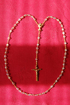 Rosary Beads Set White Crystal Beads Rosary Beads Set White Crystal Beads
(Gold Style Crucifix)