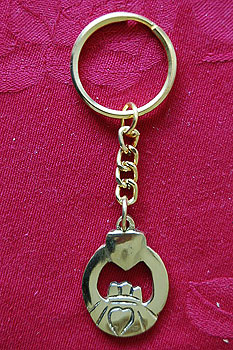 Claddagh Irish Brass Keyring Claddagh Irish Brass Keyring
(Handcrafted)